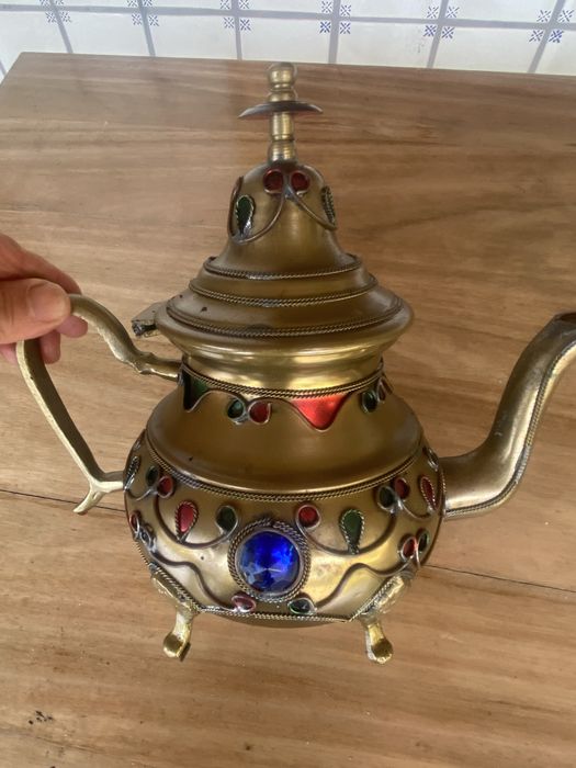 Conjunto antigo para chá