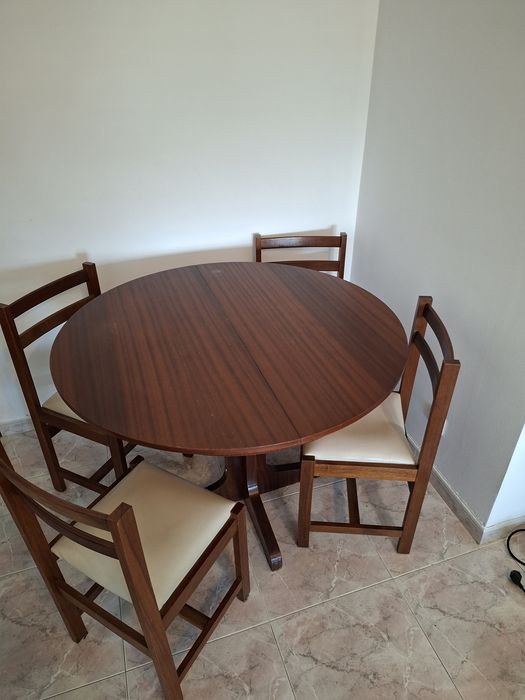 Mesa jantar com 6 cadeiras