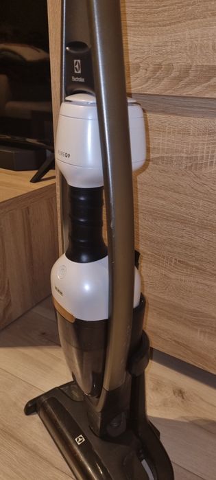 Odkurzacz ELECTROLUX Pure Q9 PQ92 Allergy UV 4w1 + myjka do okien