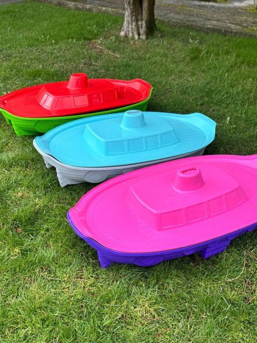 Розпродаж! Набір дитячий будиночок,гірка,пісочниця,стіл та стільці