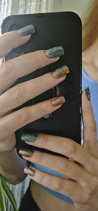 Маникюр и педикюр ( женский и мужской), модели на наращивание ногтей