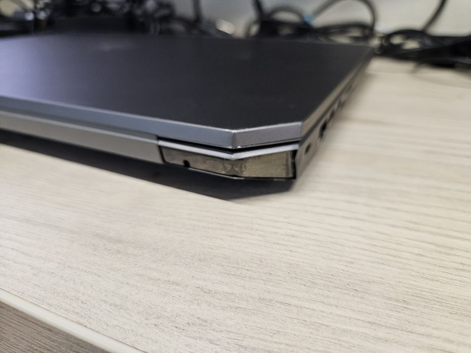 Игровой HP Zbook 15 G5 i7-8850H/16Gb/512 m.2 nvme/Nvidia P2000 4Gb/15.6" IPS