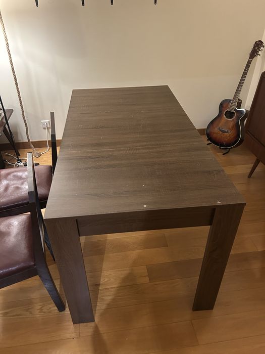 Mesa de sala de jantar