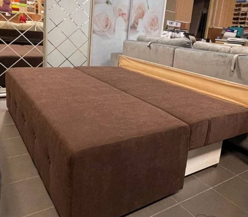 Продам диван б/у в хорошем состоянии.