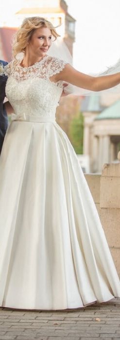 Piękna Suknia Ślubna!