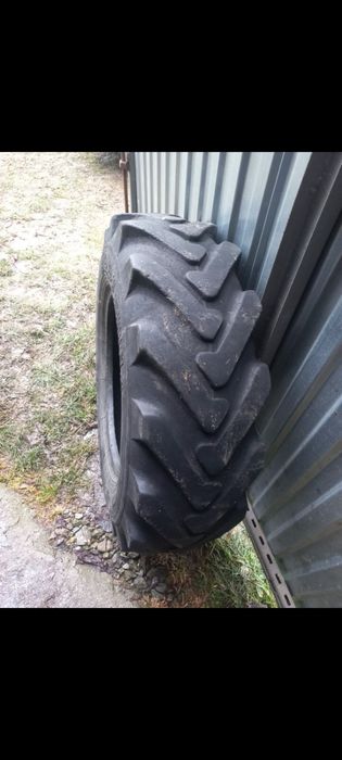 Шини колеса до трактора МТЗ 82