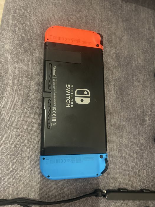 Nintendo Switch + 2 Jogos + Acessórios +Case de brinde