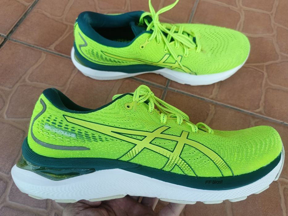 Продам кросівки ASICS GEL-Cumulus 24