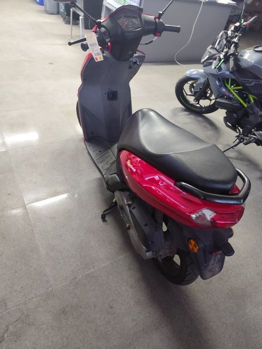 Peugeot kisbee 50 rok 2020