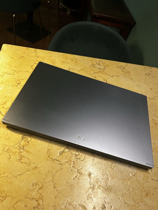 Portátil Aspire 5  (15,6” Intel Core i7 - RAM 16GB - SSD de 512GB)