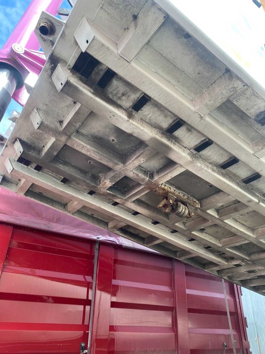 Напівпричеп самоскид Kempf 70м3