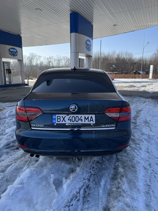 Продам автомобіль Skoda Superb