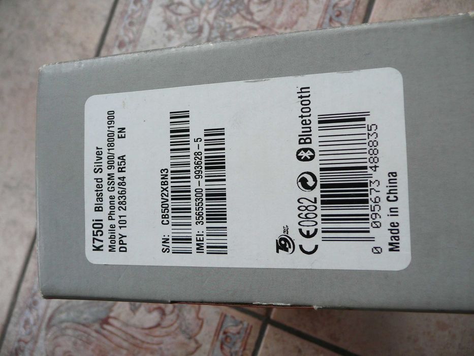 sonyericsson k750i blasted silver komplet z fakturą