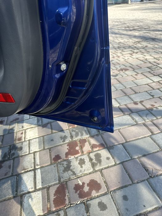 Продам тойота авесис версо