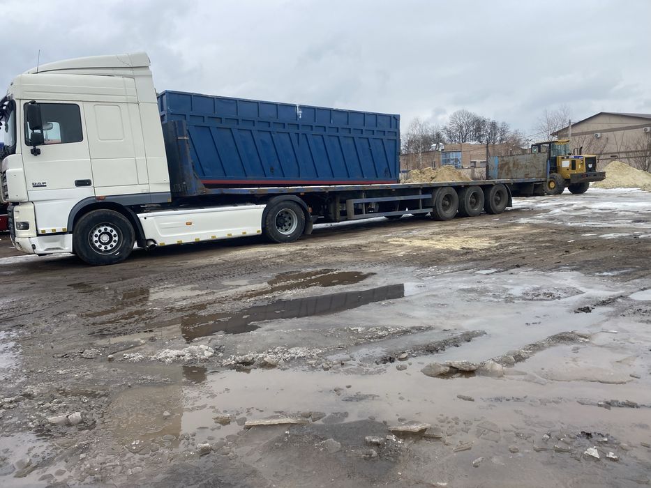 Вантажні перевезення платформа площадка тент