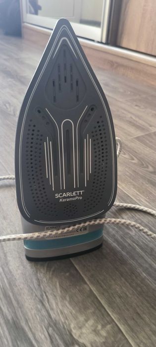 Утюг(Праска) Scarlett SI30K18