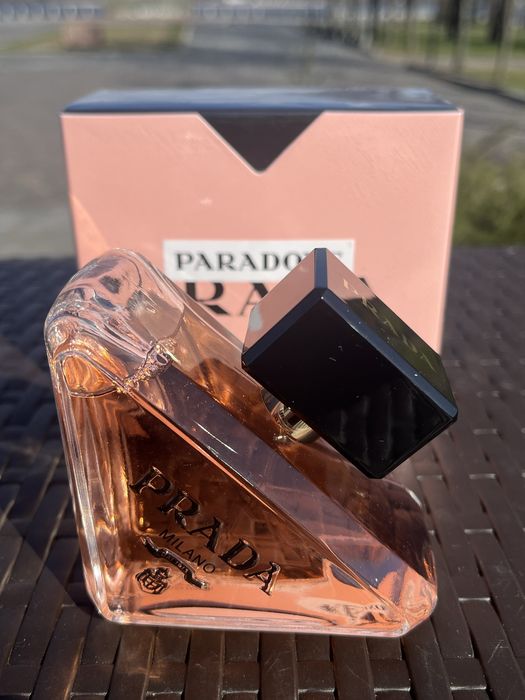 Духи Prada Paradoxe