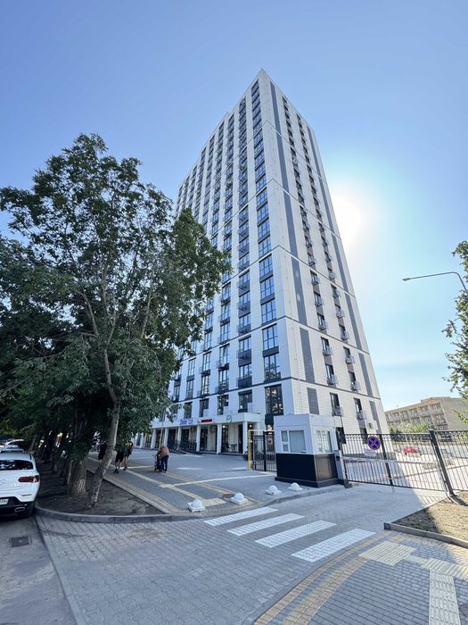 Однокомнатная квартира в новом многоэтажном доме в Аркадии на 1 этаже