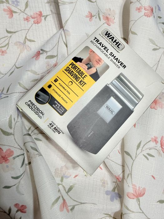 Przenośna elektryczna maszynka do golenia