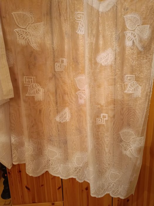 Nowiutkie firanki do pokoju. 50 zł/1szt.