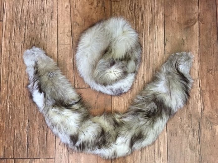 Czapka oraz kołnierz z srebrnego lisa