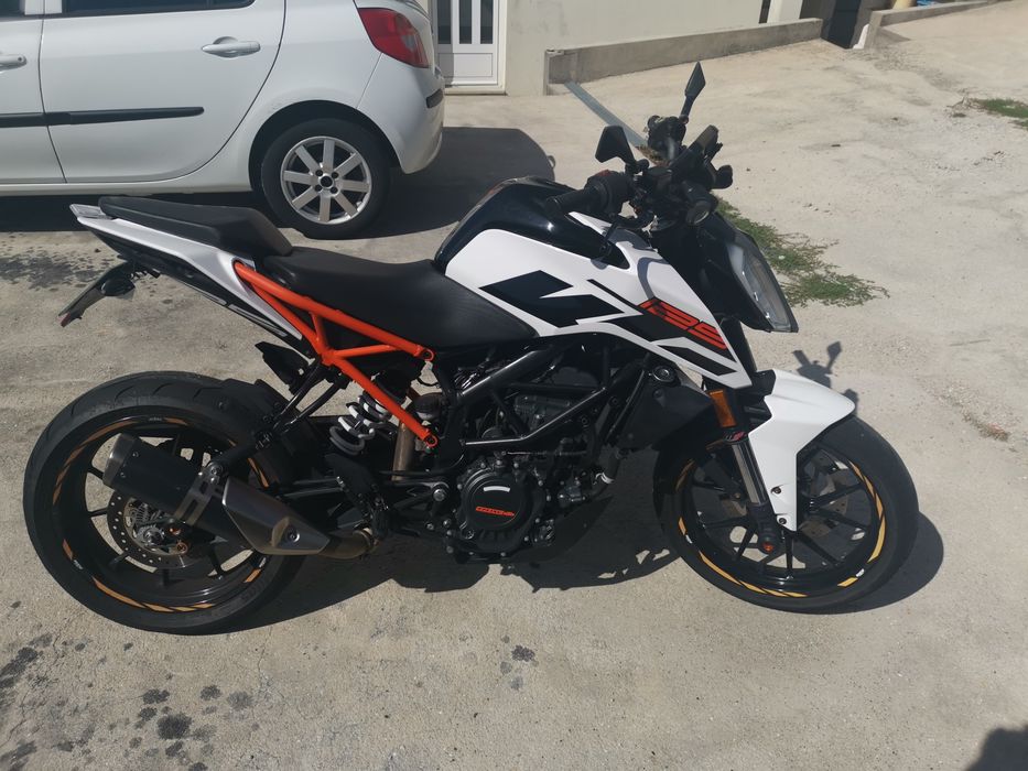 KTM Duke 125 de 2016