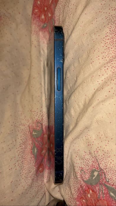 Iphone 12 mini 75% baterii