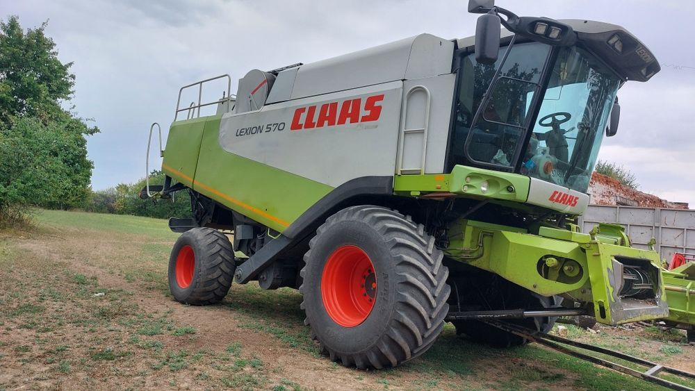 Продам Claas Lexion 570