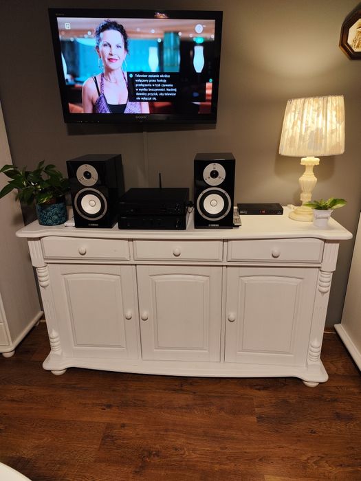 Meble stylowe białe