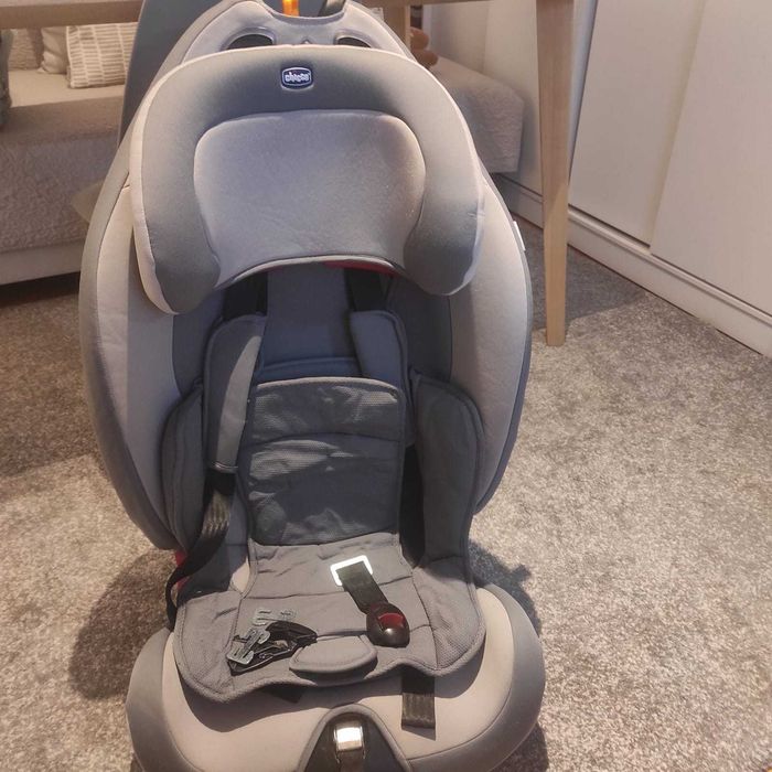 Cadeira de criança para auto