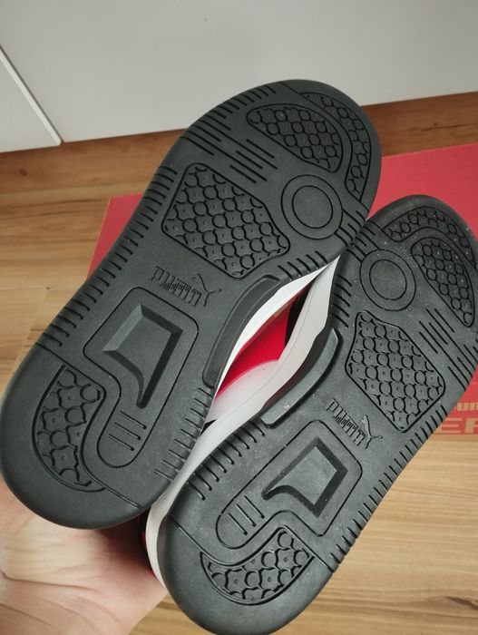 Nowe buty Puma dla chłopca 37