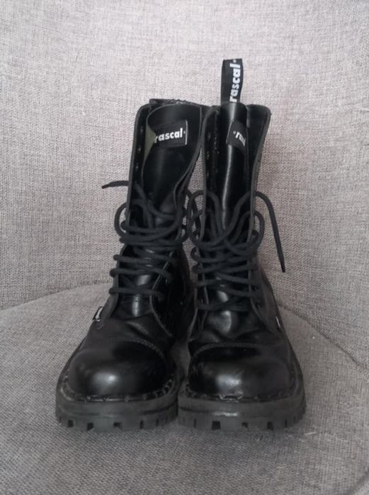 Czarne skórzane glany Rascal,r.39