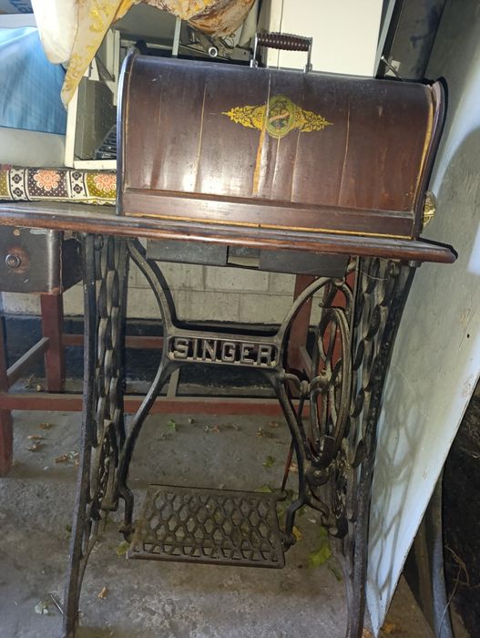 Продам швейну машинку Зінгер,  рарітет