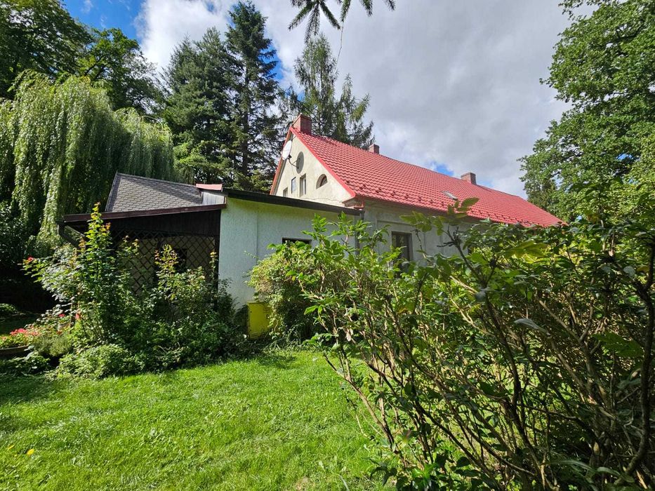 Dom przy lesie | 107 m² | garaż | ogród | Świebodzice