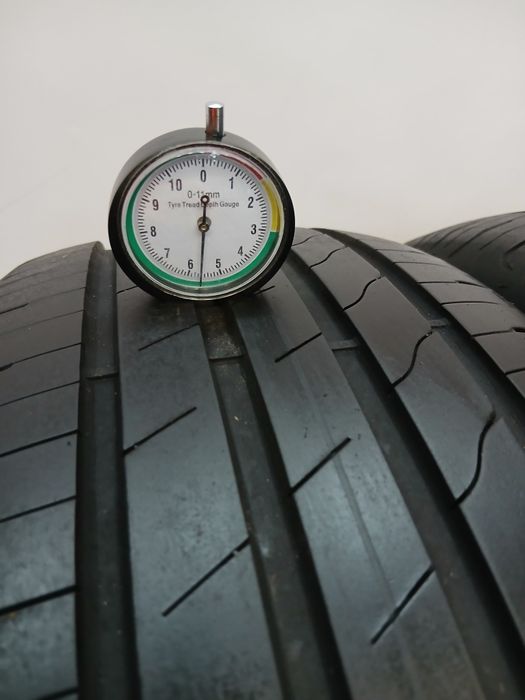 Lato Goodyear 215/55R17 98W