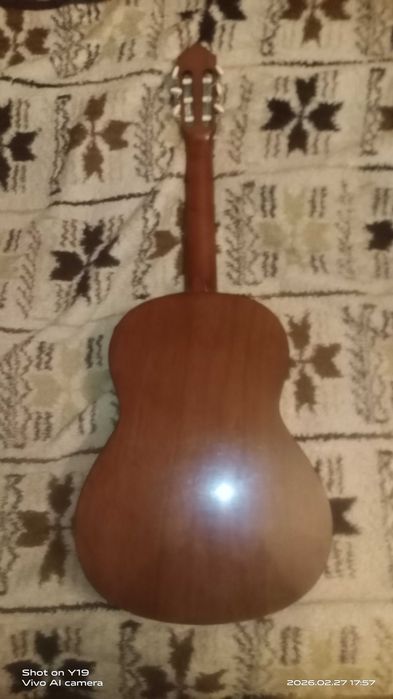 Класическая гитара Yamaha c40