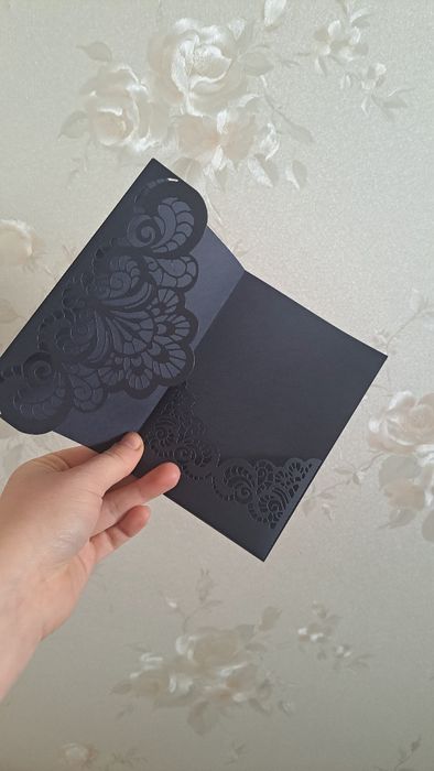 Zaproszenia kopertowe ażur koronka granatowe okładki
