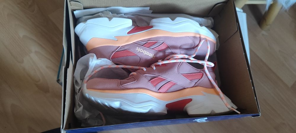 Hit buty sneakersy Adidasy Reebok buty sport trening Bieg r. 39