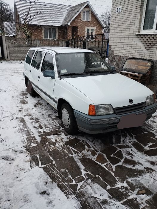 Продам Опель Кадет