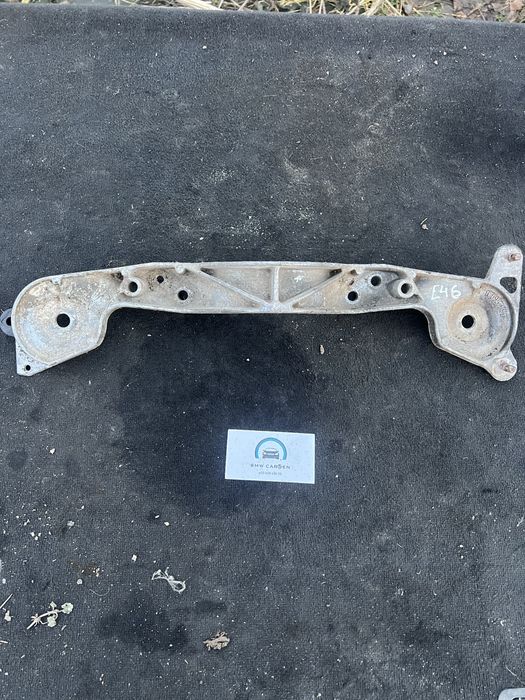 Кронштейн коробки BMW E53 E38 E39 E36 E34 E60 E46