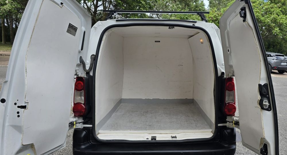 Peugeot Partner 1.6HDI - 3 lugares