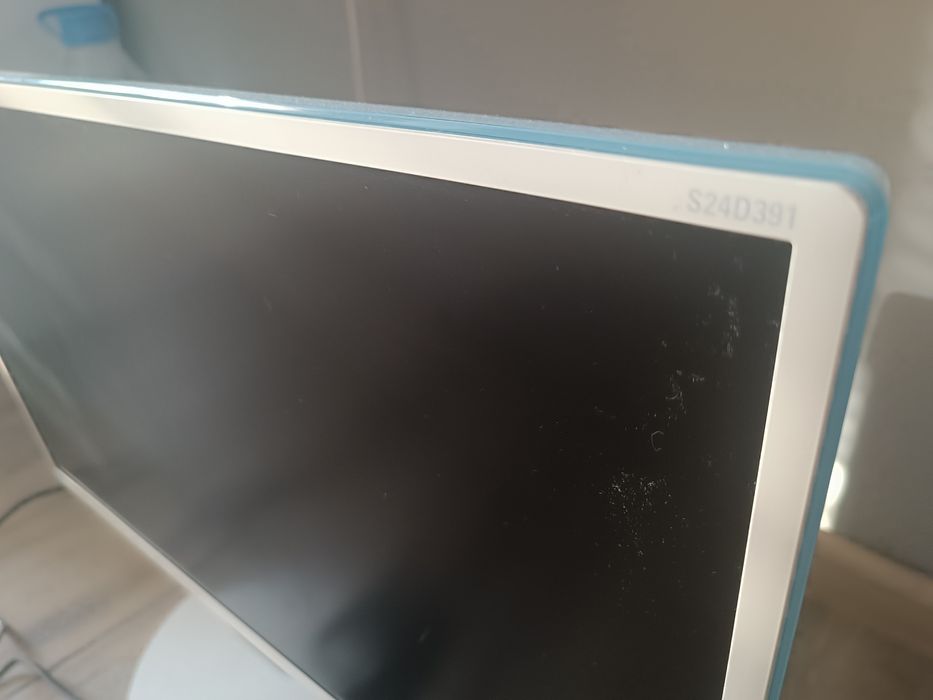Продам монітор 24 Samsung