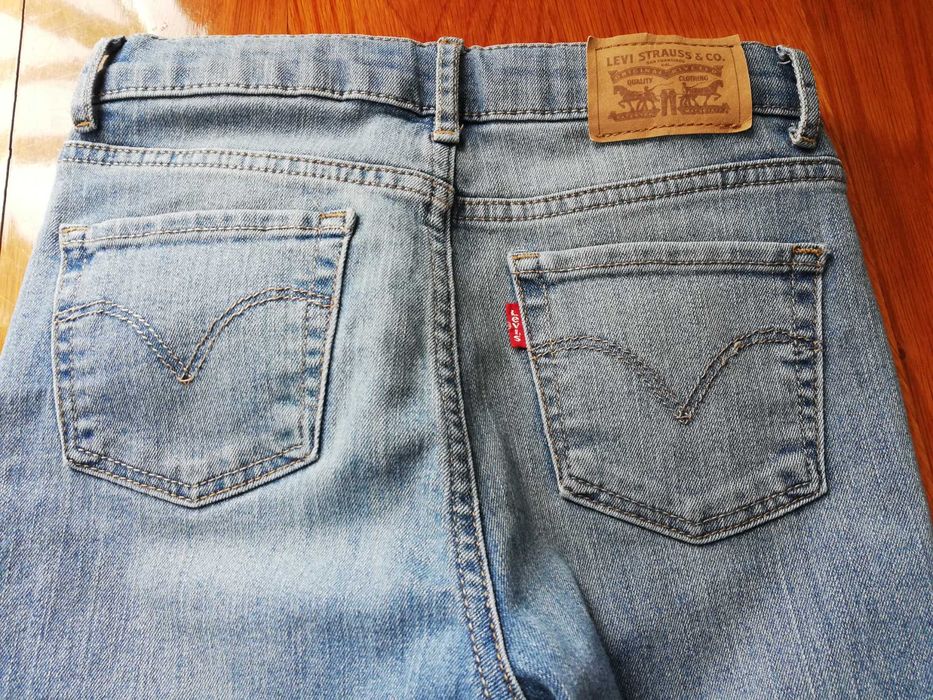 Calças de ganga Levis menina 10 anos