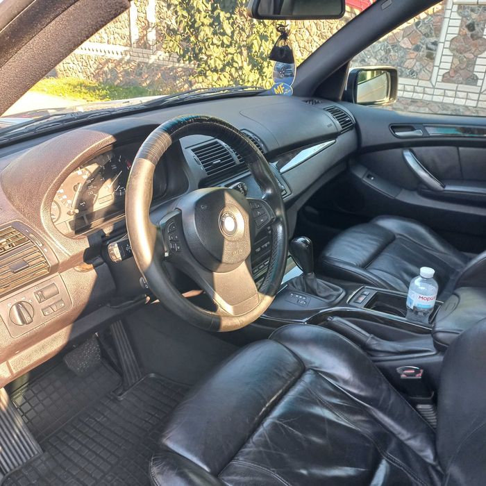 Продам BMW X5 2004