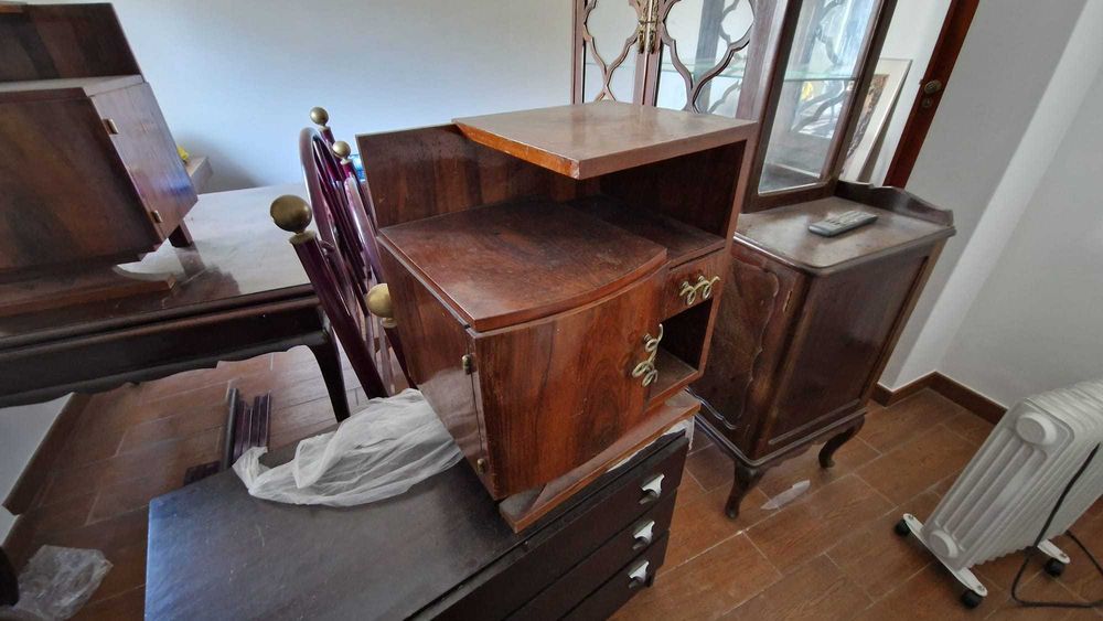 Moveis Antigos de Sala e Quarto