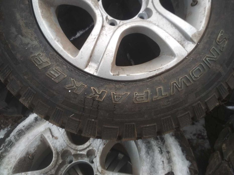 уаз патріот різне