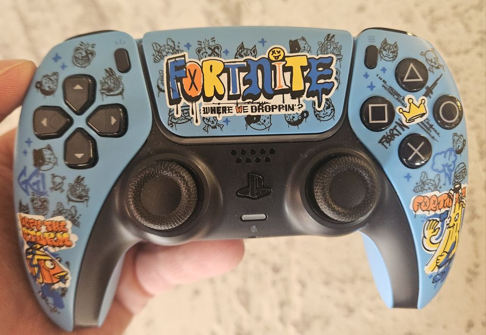 Pad do PS5 z analogami TMR >FORTNITE<