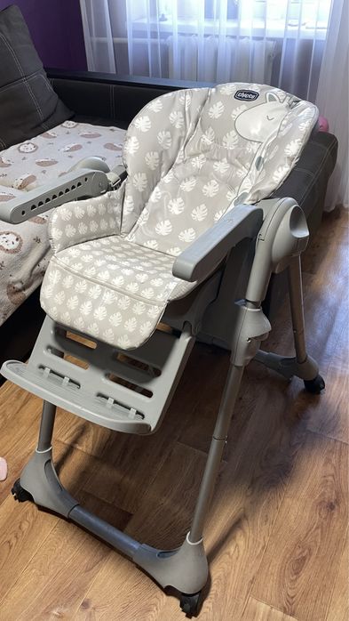 Стільчик для годуванняChicco Polly Easy Giraffe