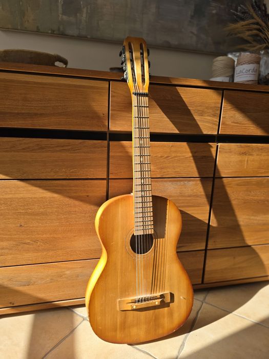 Gitara akustyczna 7 strunowa