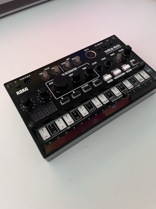 Korg Volca Kick - drum machine